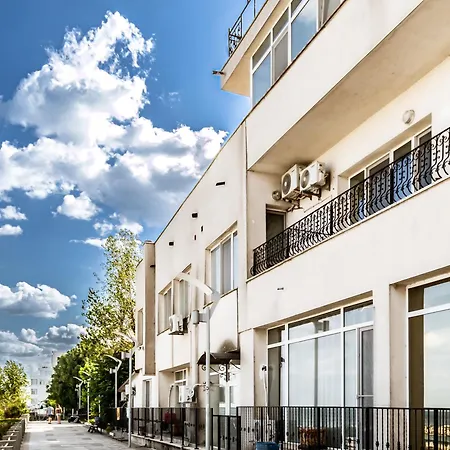 Elstefanino House Hotell 3*